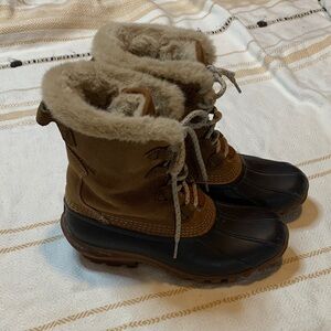 Wolverine Torrent Faux Fur Lined Tall Duck Boots Size 8.5